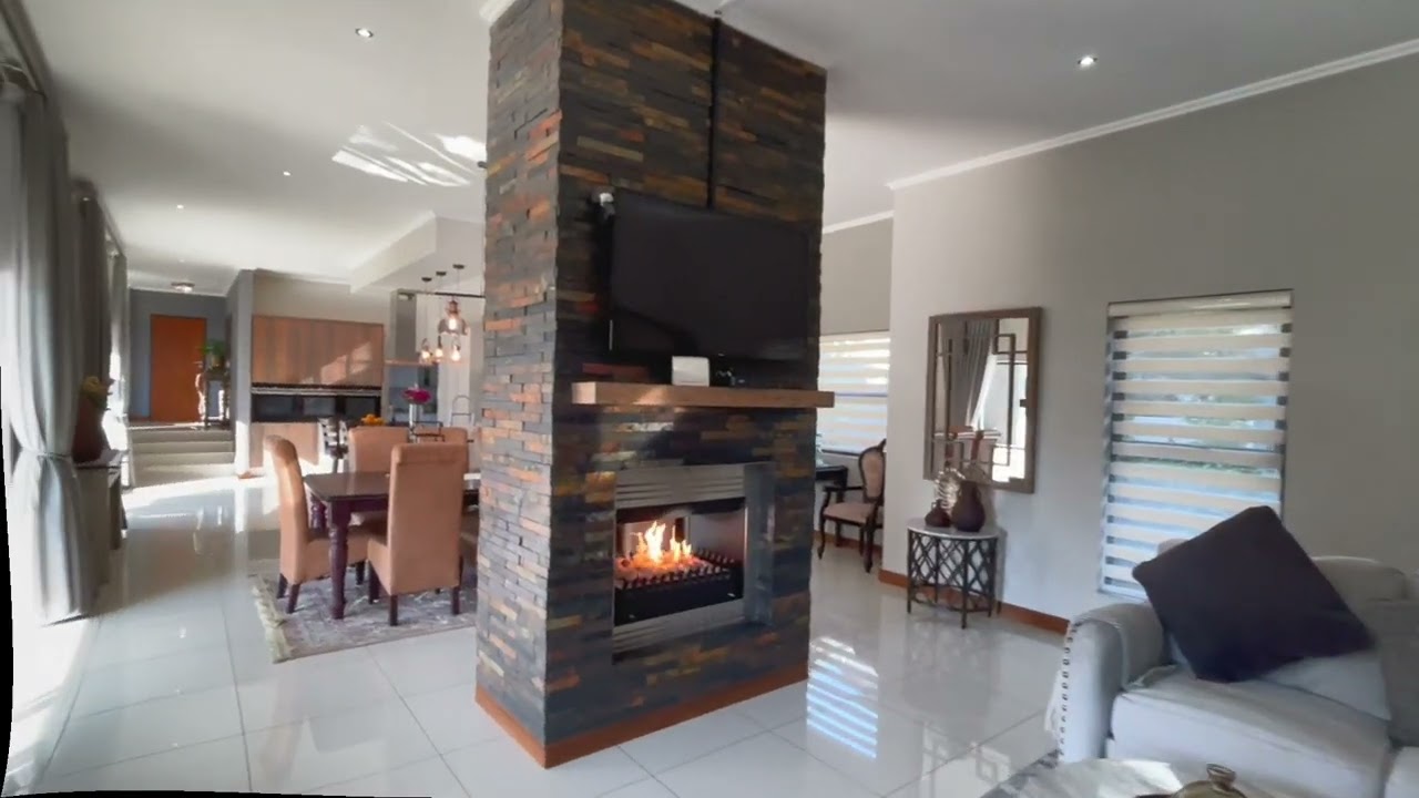 5 bedroom house for sale in Waterfall Country Estate l Pam Golding Properties