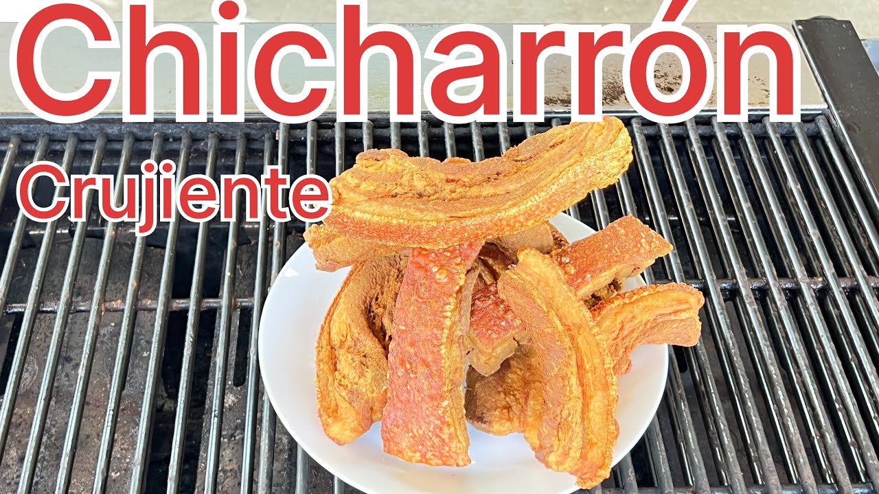 Chicharrón crujiente de cerdo hecho en casa 