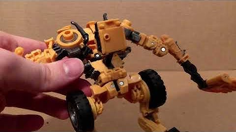 Transformers Studio Series 60 Voyager Class Scrapper Review