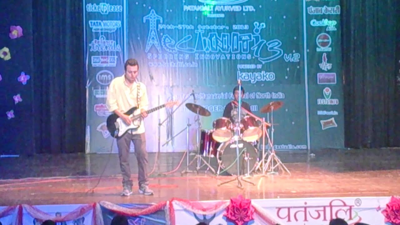 Couldn't Stand the Weather Intro-SRV at Techniti 2013-NIT-J - YouTube