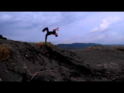 Latihan Salto UKM Taekwondo UAD 2