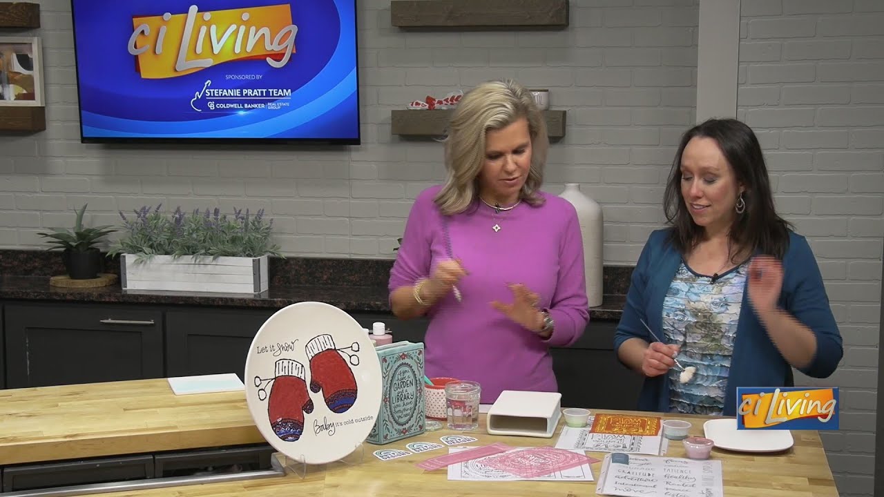 Learn How to Silk Screen Print - YouTube