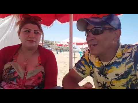 سهام خريبكية والفنان مصطفى الدهيني في شاطئ المحمدية