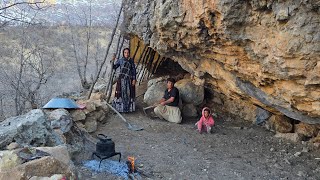 😱 Life in a Cave in the Heart of the Mountains | Family Builds \u0026 Restores Their Home 🏔️