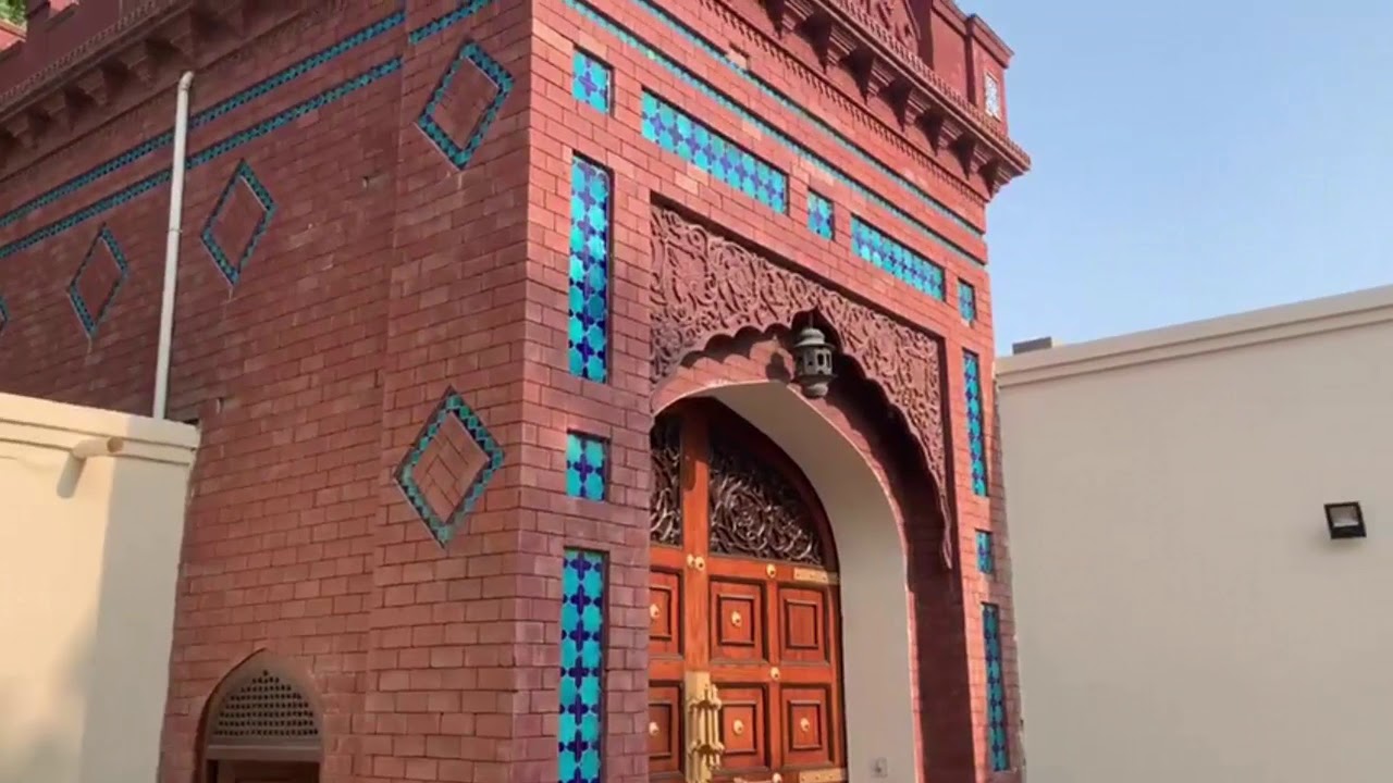 Molana Tariq Jameel Home , Madrasa , Dera
