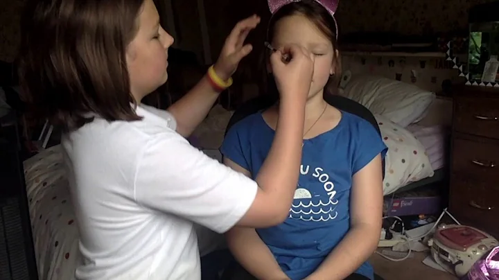 Doing make up! Ft  Ava