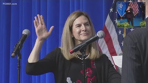 Susan Bysiewicz sworn in as Connecticut Lt. Governor for second term