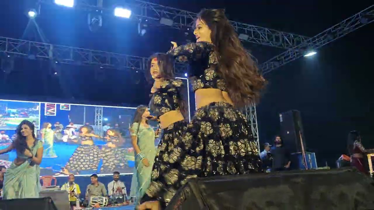 MAHI MANISHA DANCE 🙂 FULL ENJOYMENT 🙌🏻⚡AT ASANSOL (WEST BENGAL) #firstvlog #mahimanisha