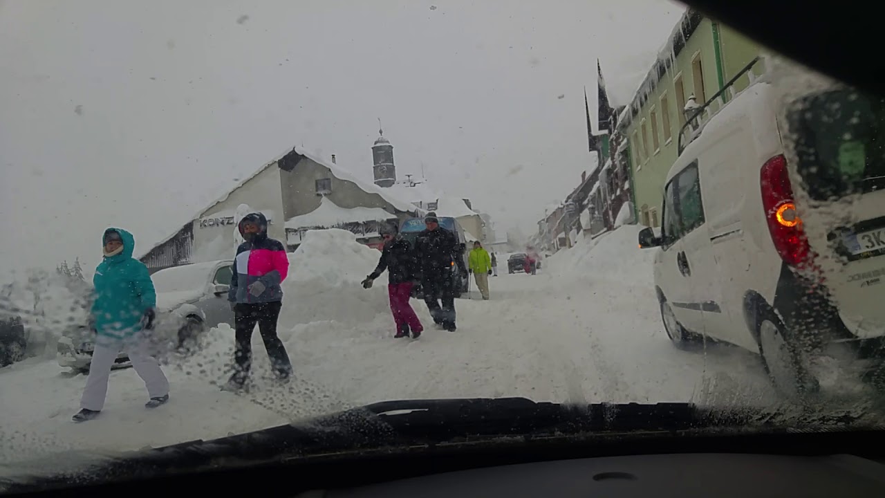 Sněhová kalamita - Hranice - Boží Dar - 11.1.2019