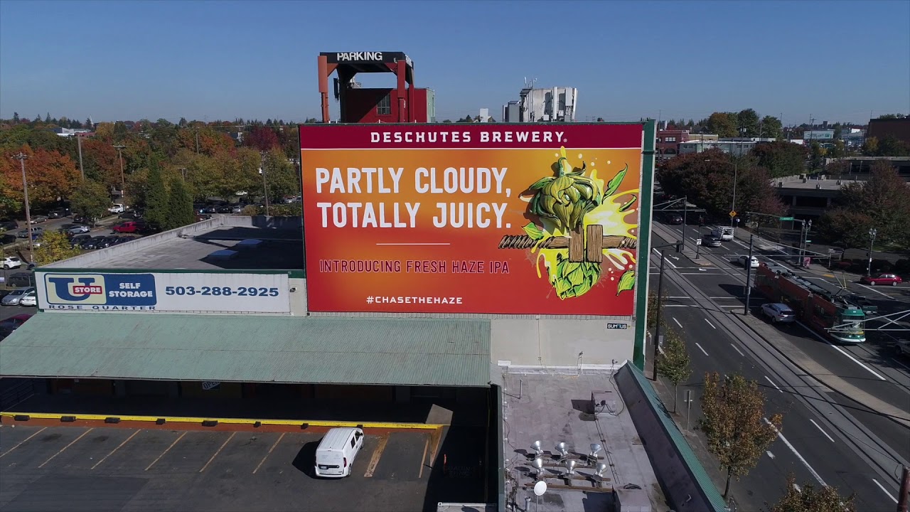 3D Billboard Drone Footage - Deschutes Brewery