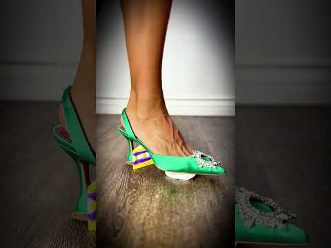 high heels vs cupcake #asmr #oddlysatisfying