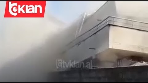 Momenti kur shembet vila ne Durres nga termeti i forte