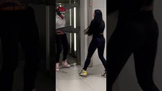 Chainsaw man Elevator Prank