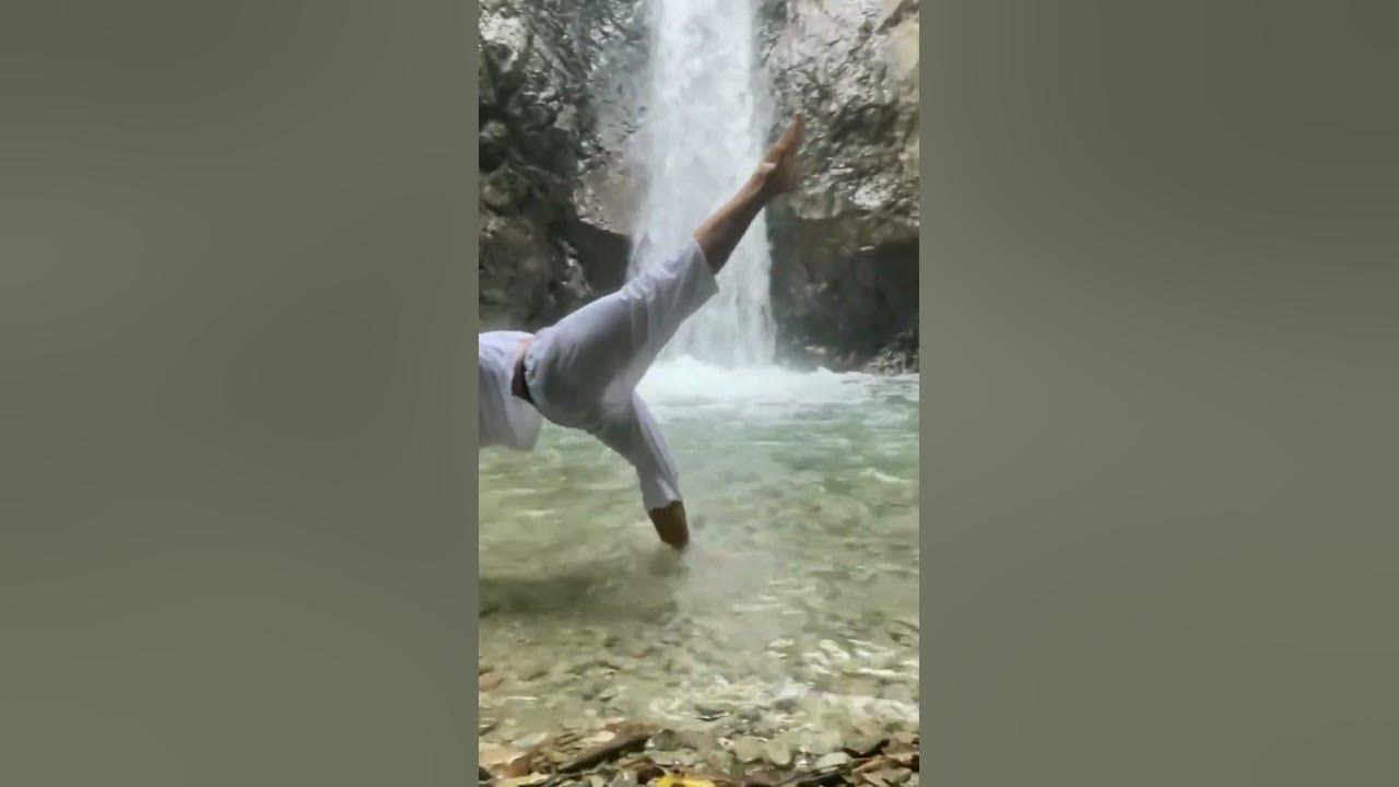 Пада чакрасана