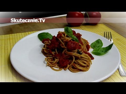 Wideo: Jak Zrobić Sos Pomidorowy Do Spaghetti