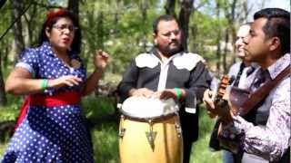 La Santa Cecilia - Ice el Hielo chords