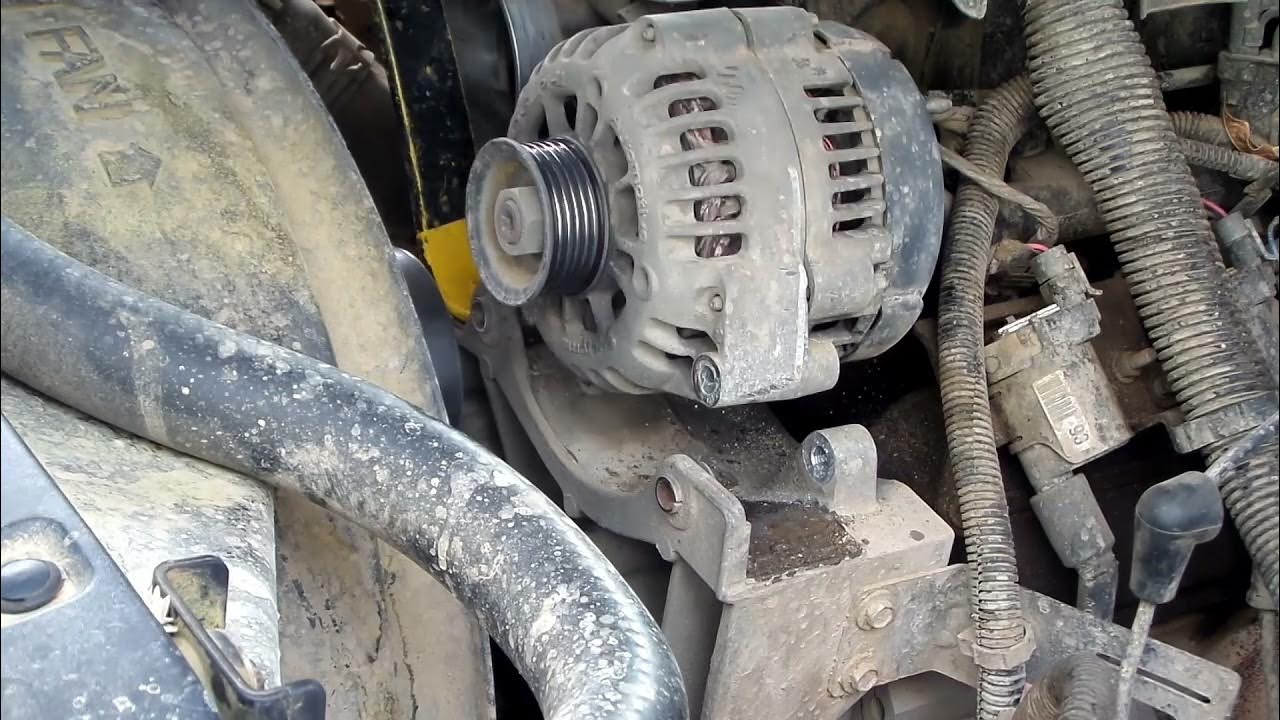 Replacing an Alternator on a 2001 Chevy Truck - YouTube