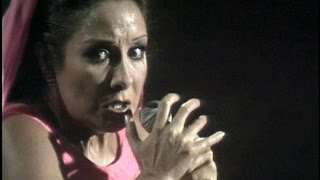 Video thumbnail of "MARIFÉ DE TRIANA - TENGO MIEDO - Cantares 1978"