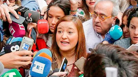VERONICA PREZ (2 de Susana Daz) se autoproclama "NICA AUTORIDAD en el PSOE"