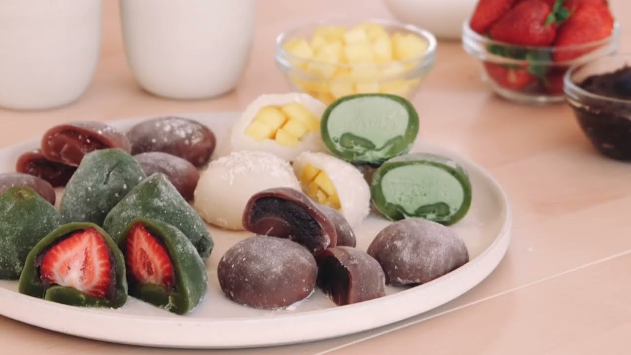 Strawberry Mochi DIY Kit