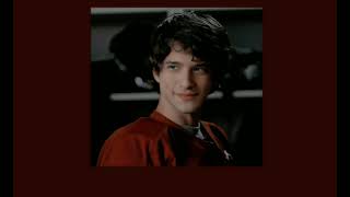 𝐃𝐫𝐮𝐧𝐤 𝐒𝐤𝐞𝐥𝐞𝐭𝐨𝐧𝐬 𝐬𝐩𝐞𝐝 𝐮𝐩