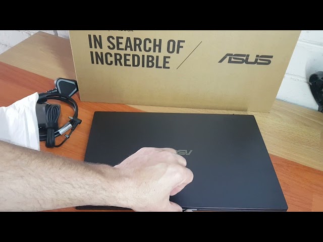 ASUS ExpertBook B1500 inside and out