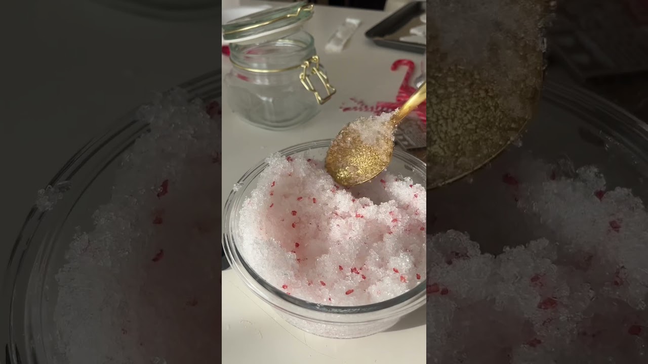 ASMR - DIY Christmas Candy Cane Bath salts! 🎁🎄