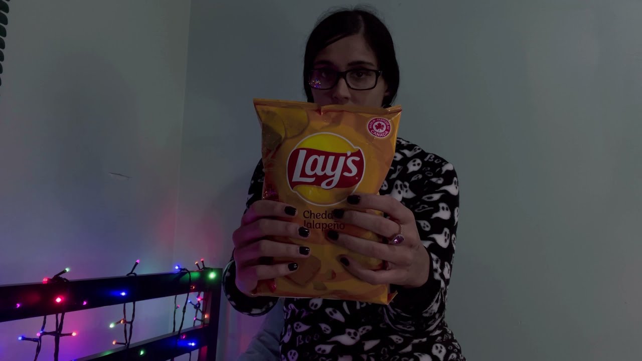 ASMR Eating Chips No Talking(Mouth Sounds)Packaging Crinkle  -Eating Sounds Cheesy Spicy Chips ♡