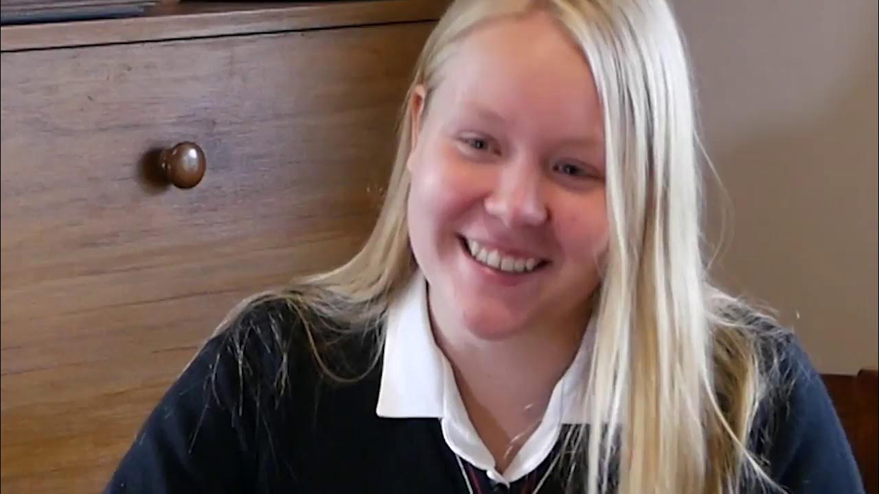 Магдалина немка. Германские девушки. Девушка с германским флагом. Красивые немки. She from germany.