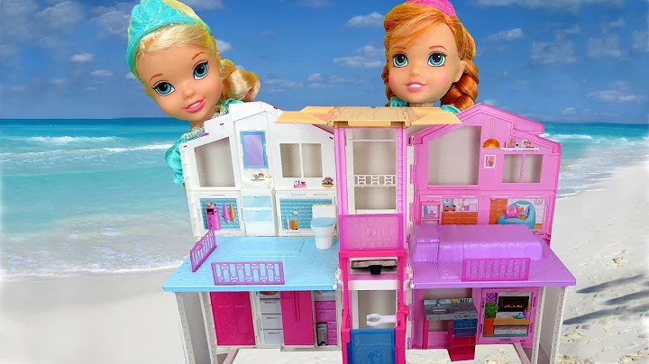 BEACH HOUSE ! Elsa & Anna toddlers visit Barbie's Ocean Home - Water fun
