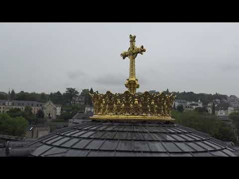 Wideo: Jak dostać się z Paryża do Lourdes