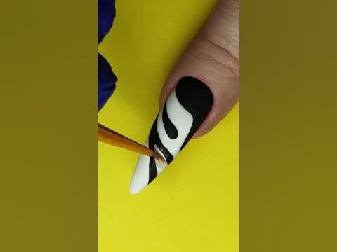 страшные ногти 🥴 длинные, острые и чёрно-белые #nails #маникюр #ногти # ...
