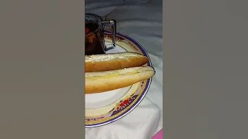 الموسيقى التصويرية المناسبة لأكل الجبنة الرومى بعد ما غليت 