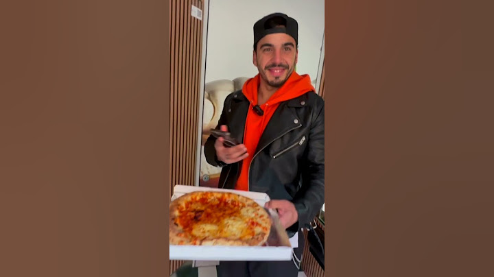 PROVIAMO IL DISTRIBUTORE AUTOMATICO DI PIZZA (NON È BUONA)
