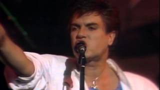 Смотреть клип Duran Duran - Hold Back The Rain