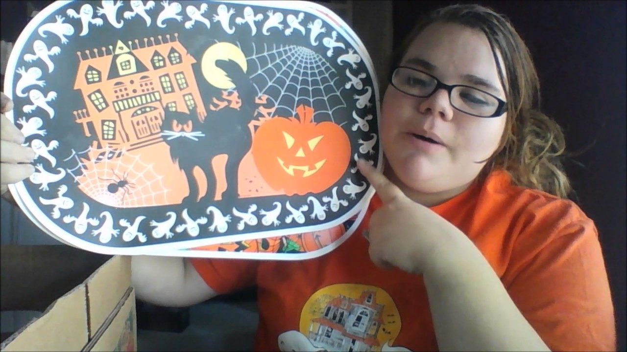 Massive Halloween Decor Haul! Yard Sales, Thrift Stores. YouTube