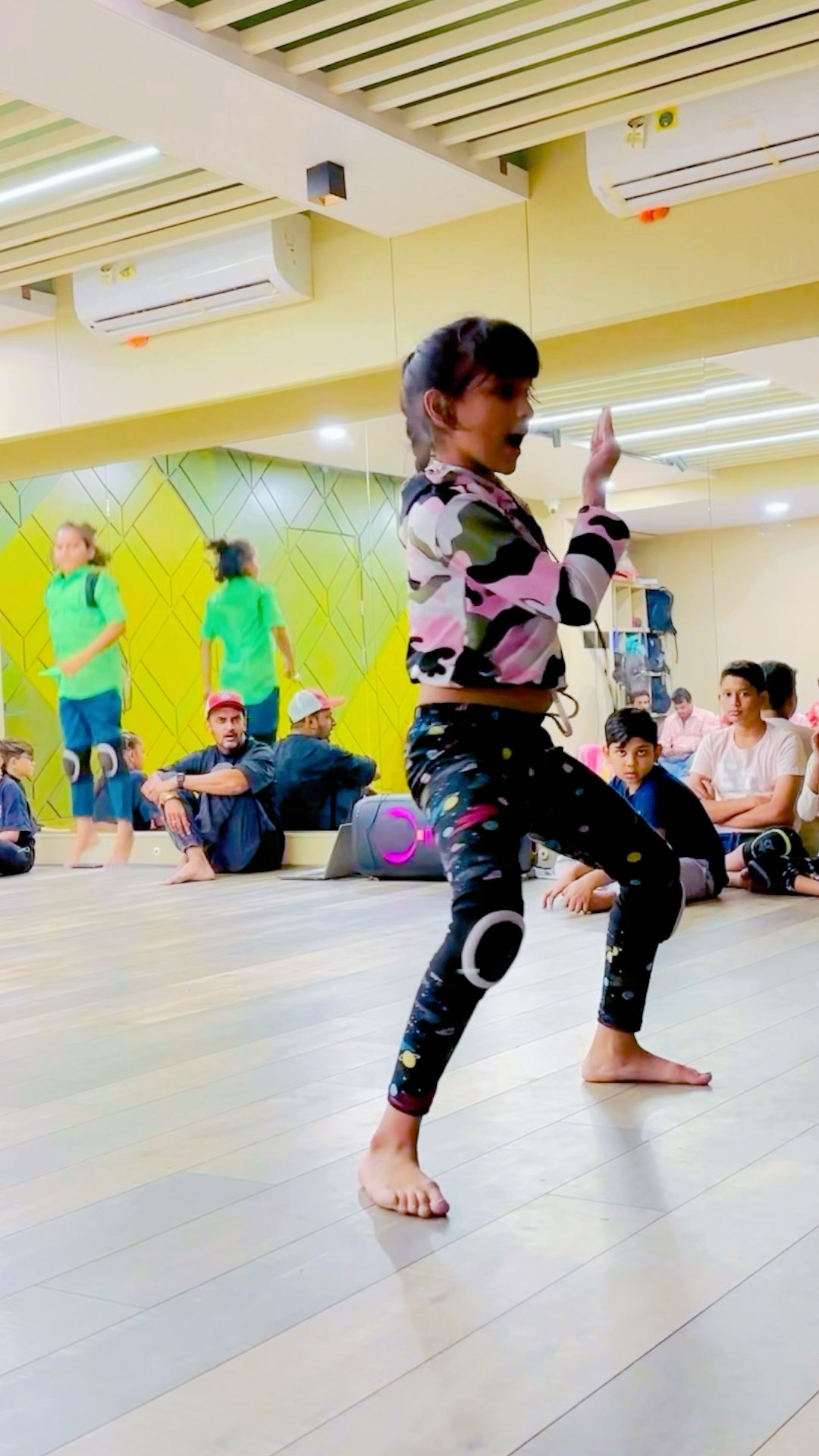 Koi Jaye to Liya?#nandini091013 #dance #trending #video #viralvideo #youtubeshorts
