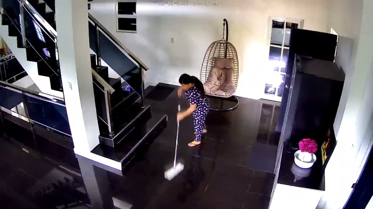 MY MORNING CLEANING ROUTINE | Life in Philippines