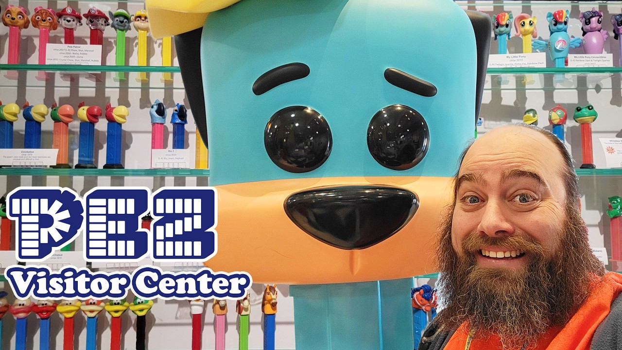 Центр для посетителей PEZ — крупнейший в мире диспенсер и музей PEZ — Орандж, Коннектикут.