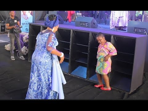 See This Little Girl That Challenge Tope Alabi Into Dance Competition