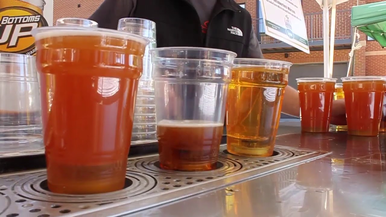 Jaw-Dropping Bottoms Up Draft Beer Pours - Youtube