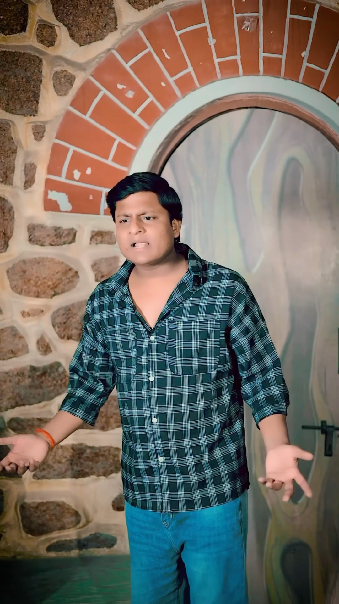 Bablu ne fasa Diya ??ll Vishal Rajput shorts #vishalsinghrajput #celebratewithshorts