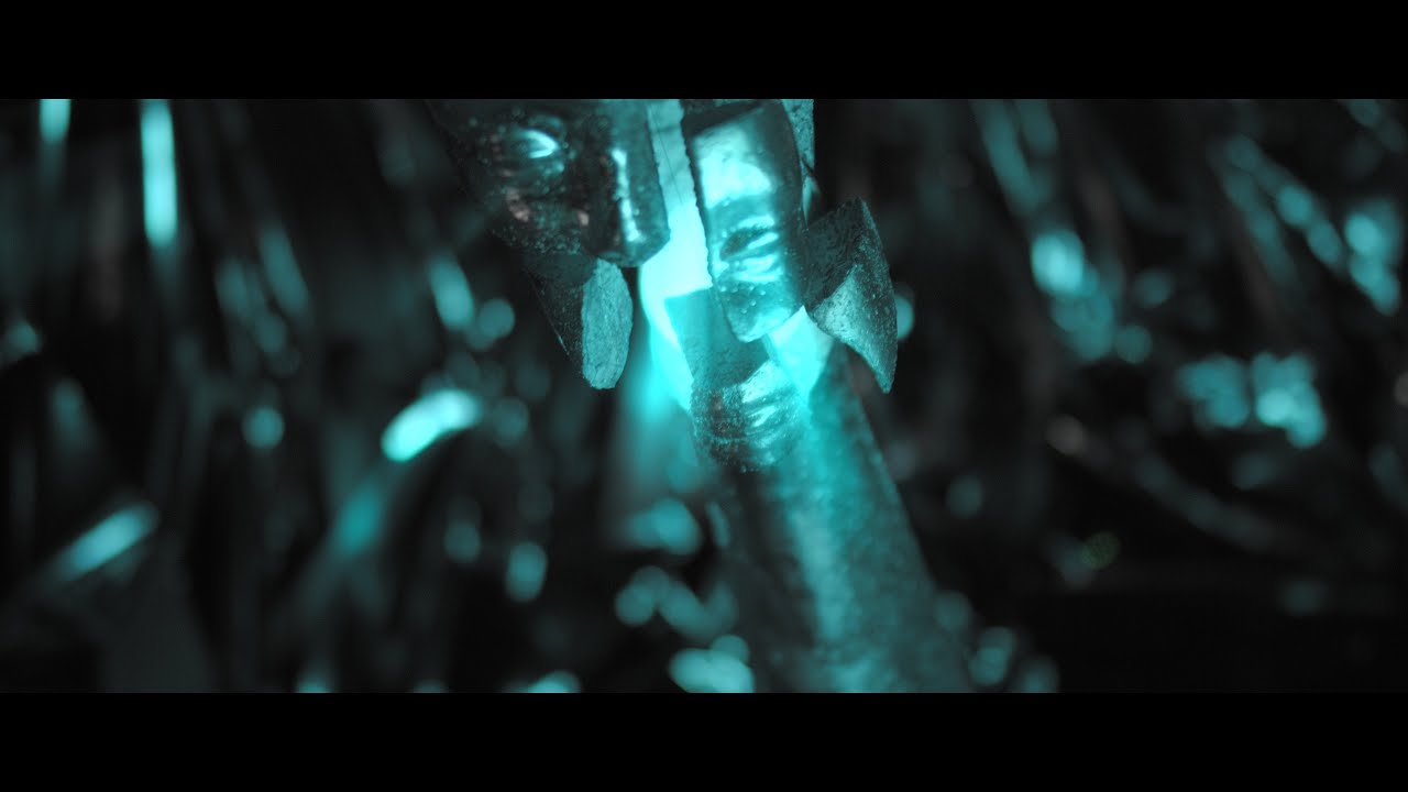 Regardez FAHR - Shellshock (OFFICIAL MUSIC VIDEO) sur YouTube Regardez FAHR - Shellshock (OFFICIAL MUSIC VIDEO) sur YouTube