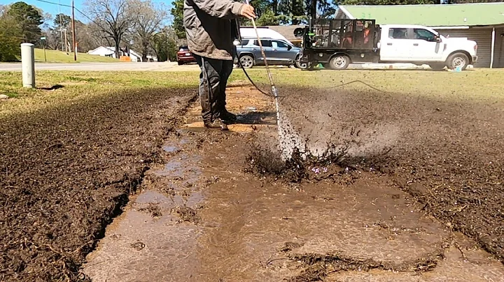 I FOUND this Hidden OVERGROWN sidewalk! Working on a DIRTY to CLEAN sidewalk