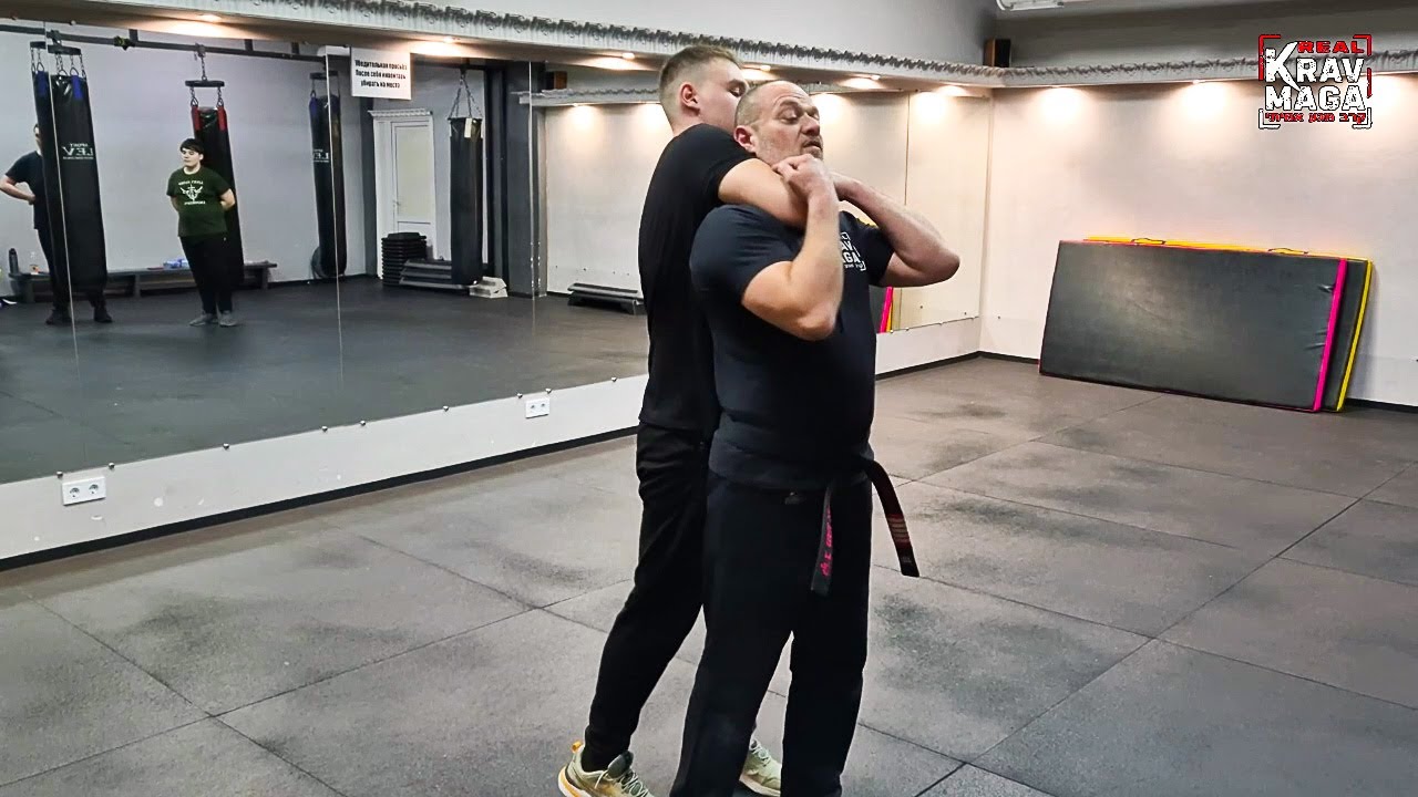 Захват Локтем со Спины — Как выбраться! | Крав Мага Рукопашный Бой
