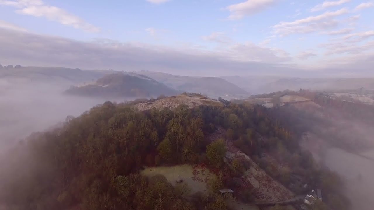 Knucklas Castle / Cnwclas Castle Hill Mid Wales Border Flight. 4K Drone