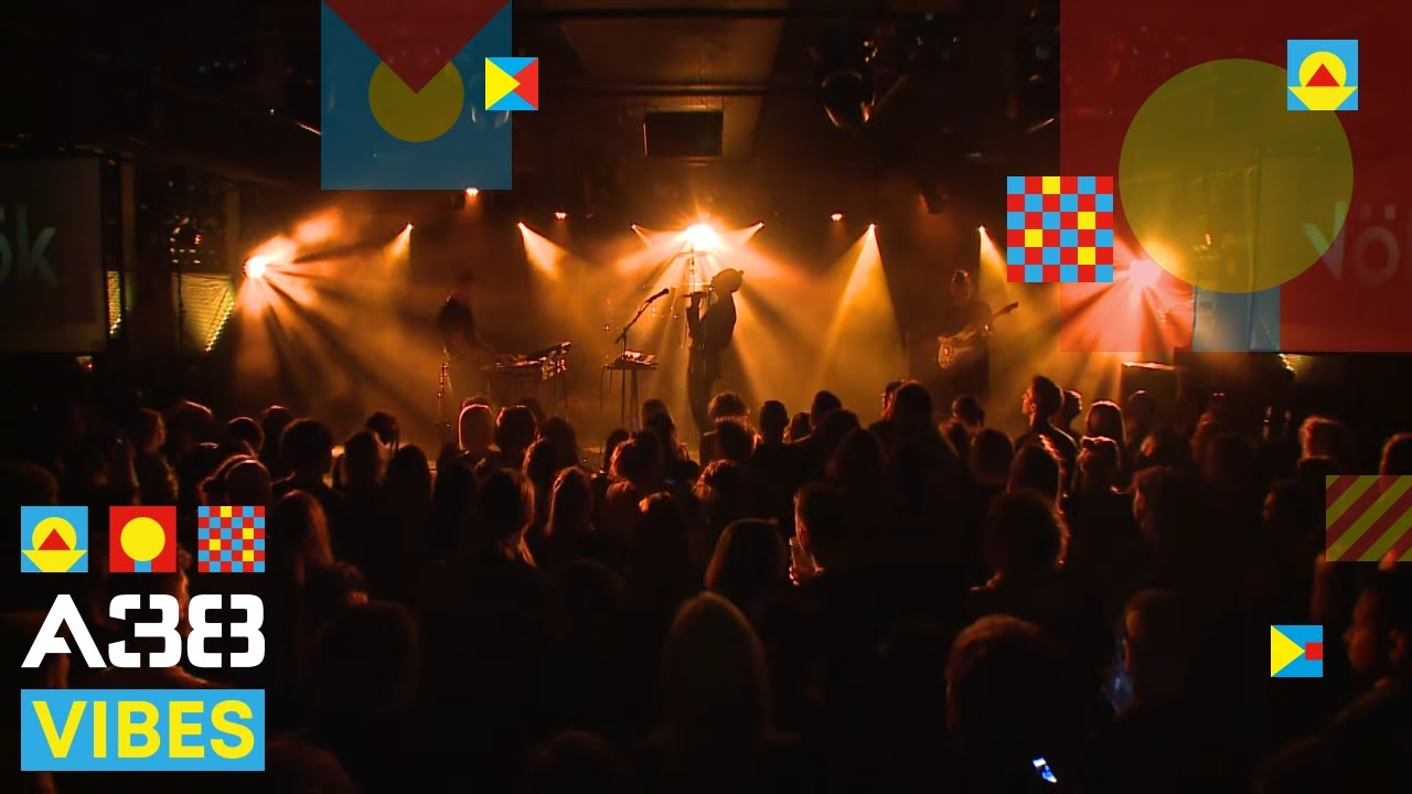 Regardez Vök - Floating // Live 2018 // A38 Vibes sur YouTube Regardez Vök - Floating // Live 2018 // A38 Vibes sur YouTube