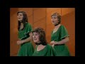 The Nolans The Nolan Sisters Debut TV Show Now I M Stuck On You 놀란스 지금 나는 당신에게 있어요