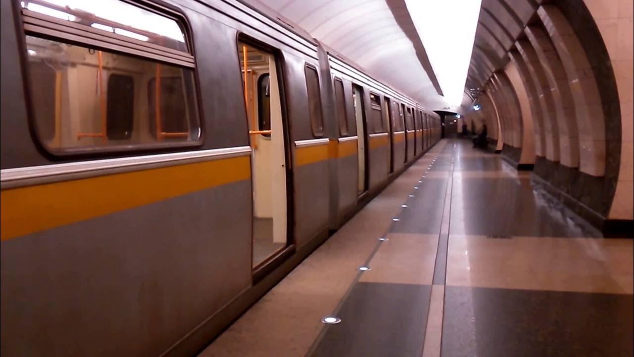 81-717 лдл. марьина поезд. пуск метро. метропоезд серебряная нить. 1.