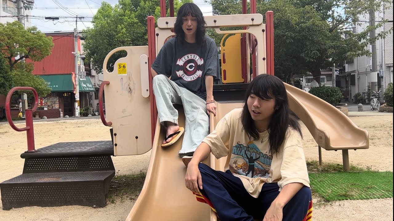 【軍艦漫才】第四巻〜サングラス頭の後ろにかけてる奴なんやねん〜